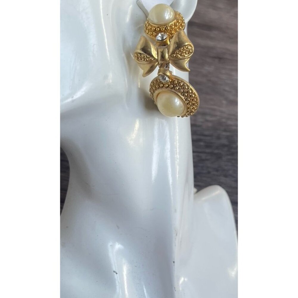Vintage Large Faux Pearl Gold Tone Rope Border Clip Dangle 2.5” Earrings Quality